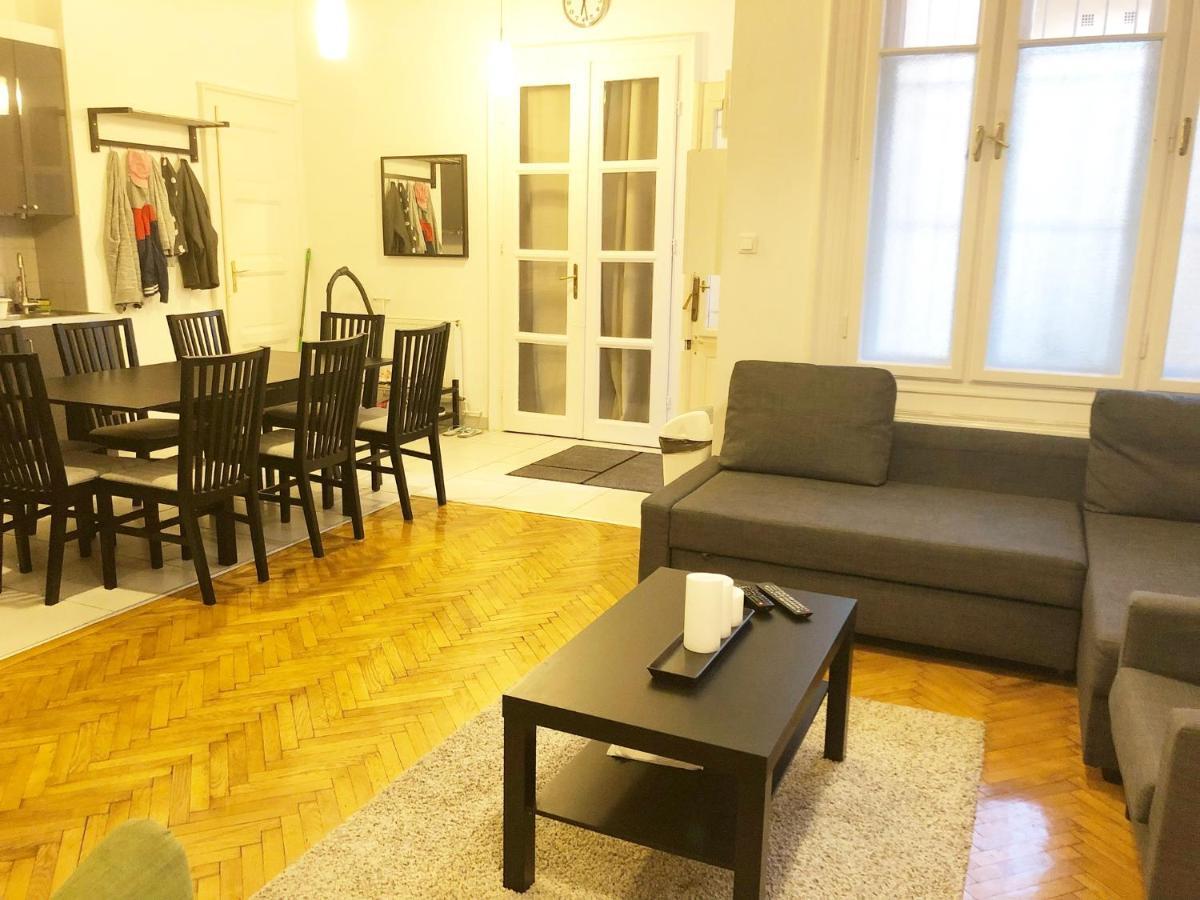 Danube Panorama Apartment Apartamento *