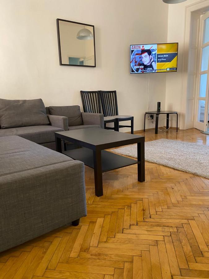 Danube Panorama Apartment Budapeste